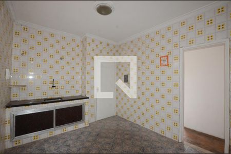 Apartamento à venda com 100m², 2 quartos e 1 vagaCozinha