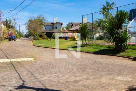 Casa de condomínio à venda com 208m², 4 quartos e 5 vagas Casa de condomínio à venda com 208m², 4 quartos e 5 vagasÁrea comum