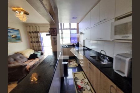 Apartamento à venda com 120m², 3 quartos e 2 vagas Apartamento à venda com 120m², 3 quartos e 2 vagasCozinha