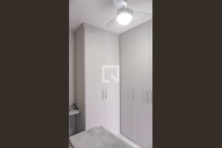 Apartamento à venda com 44m², 1 quarto e 1 vagaQuarto