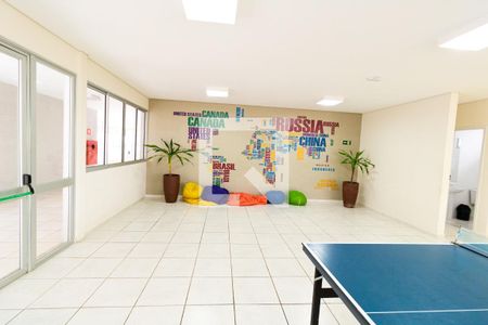 Apartamento para alugar com 44m², 2 quartos e 1 vaga Apartamento para alugar com 44m², 2 quartos e 1 vagaÁrea comum - Salão de jogos
