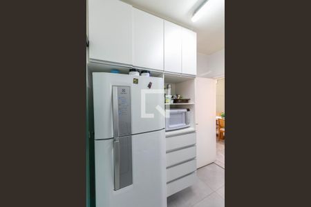 Apartamento à venda com 75m², 2 quartos e 1 vaga Apartamento à venda com 75m², 2 quartos e 1 vagaCozinha e Área de Serviço