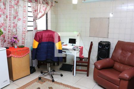 Casa à venda com 100m², 2 quartos e 2 vagas Casa à venda com 100m², 2 quartos e 2 vagasCopa