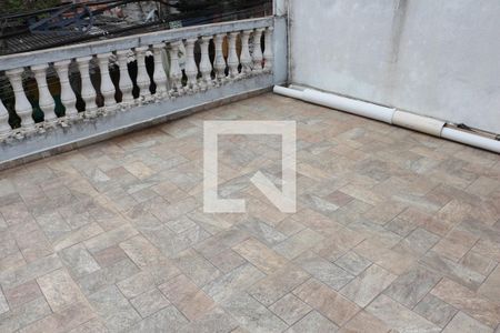 Casa à venda com 100m², 2 quartos e 2 vagasVaranda