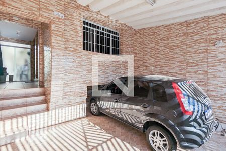 Casa à venda com 150m², 5 quartos e 2 vagas Casa à venda com 150m², 5 quartos e 2 vagasGaragem
