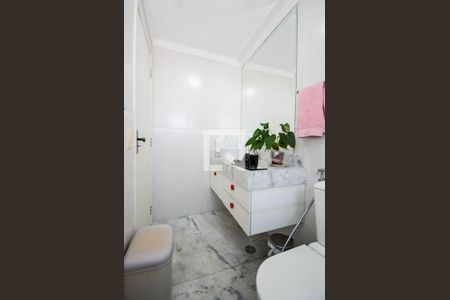 Apartamento à venda com 140m², 3 quartos e 3 vagasBanheiro da Suíte 1