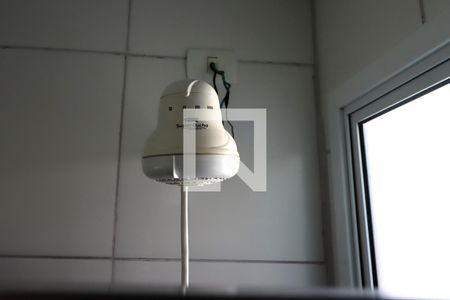 Banheiro do Suíte 1 de casa para alugar com 2 quartos, 51m² em Jardim Algarve, São Leopoldo