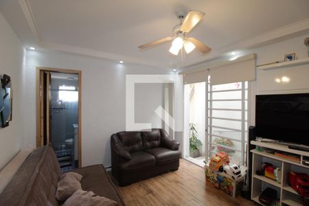 Casa à venda com 105m², 2 quartos e 2 vagasQuarto 2 - Suíte