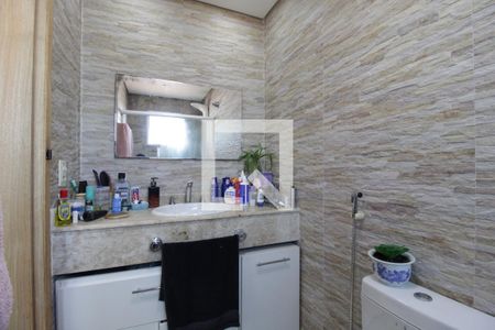 Casa à venda com 105m², 2 quartos e 2 vagasBanheiro da Suíte