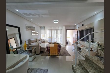 Casa à venda com 167m², 3 quartos e 4 vagas