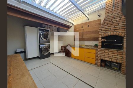 Casa à venda com 167m², 3 quartos e 4 vagas