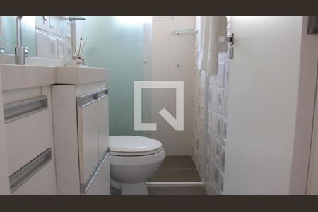 Apartamento à venda com 68m², 2 quartos e 2 vagasBanheiro da Suíte