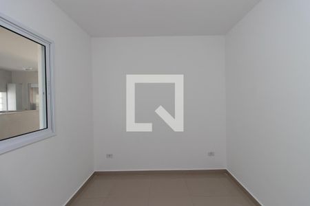 Quarto 2 de apartamento para alugar com 2 quartos, 60m² em Vila Mazzei, São Paulo