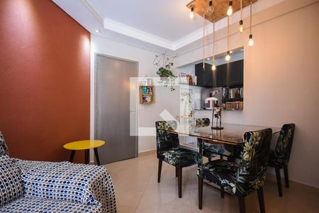 Sala de jantar de apartamento para alugar com 2 quartos, 52m² em Parque Taboão, Taboão da Serra