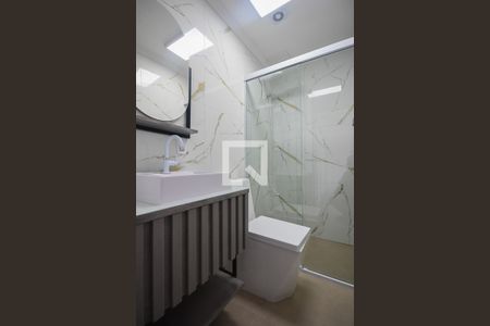 Apartamento à venda com 38m², 2 quartos e 1 vaga Apartamento à venda com 38m², 2 quartos e 1 vagaBanheiro