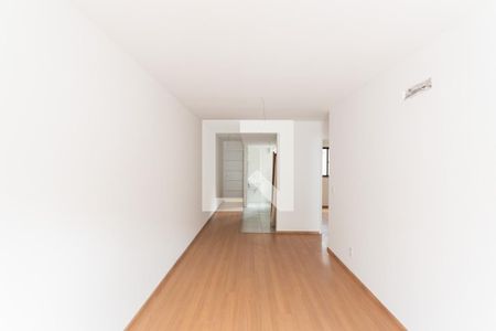 Sala de apartamento para alugar com 2 quartos, 70m² em Grajau, Rio de Janeiro