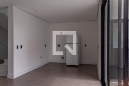 Casa de condomínio à venda com 193m², 3 quartos e 2 vagas Casa de condomínio à venda com 193m², 3 quartos e 2 vagasCozinha