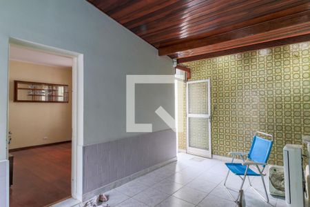 Casa à venda com 200m², 3 quartos e 5 vagas Casa à venda com 200m², 3 quartos e 5 vagasÁrea externa