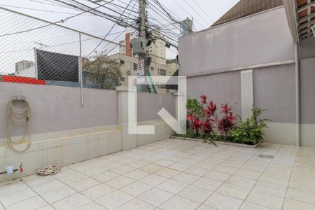 Casa à venda com 200m², 3 quartos e 5 vagas Casa à venda com 200m², 3 quartos e 5 vagasGaragem
