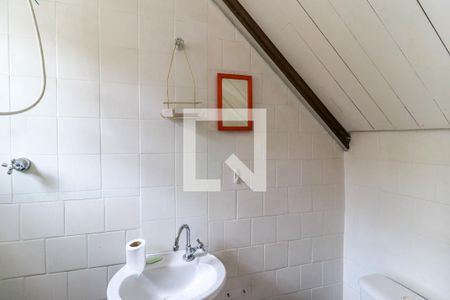 Casa à venda com 200m², 3 quartos e 5 vagas Casa à venda com 200m², 3 quartos e 5 vagasBanheiro de serviço