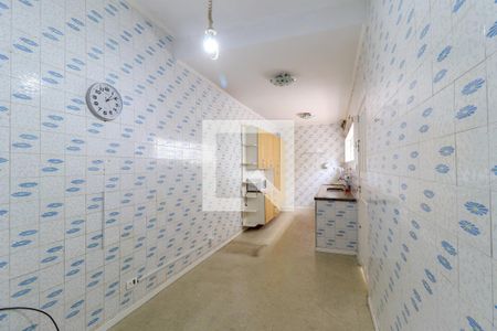 Casa à venda com 200m², 3 quartos e 5 vagas Casa à venda com 200m², 3 quartos e 5 vagasCozinha