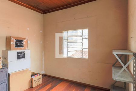 Casa à venda com 200m², 3 quartos e 5 vagas Casa à venda com 200m², 3 quartos e 5 vagasQuarto de Serviço