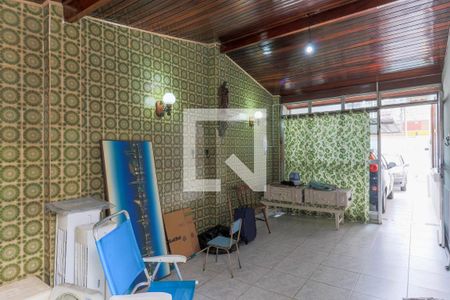 Casa à venda com 200m², 3 quartos e 5 vagas Casa à venda com 200m², 3 quartos e 5 vagasÁrea externa