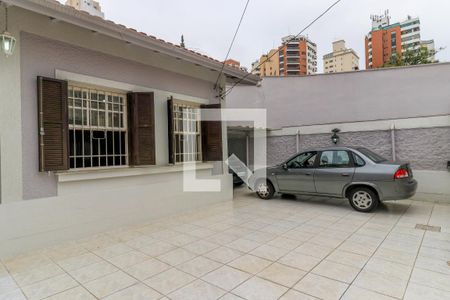 Casa à venda com 200m², 3 quartos e 5 vagas Casa à venda com 200m², 3 quartos e 5 vagasGaragem