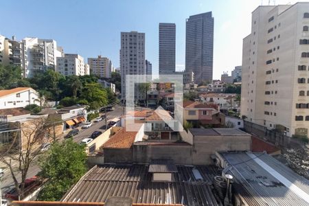 Apartamento à venda com 169m², 3 quartos e 3 vagas Apartamento à venda com 169m², 3 quartos e 3 vagasVista da Cozinha