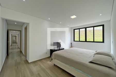 Casa de condomínio à venda com 250m², 4 quartos e 5 vagas Casa de condomínio à venda com 250m², 4 quartos e 5 vagasQuarto 4