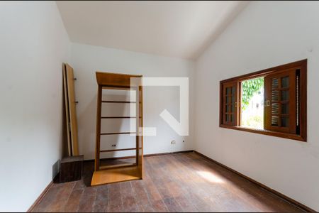 Casa à venda com 380m², 5 quartos e 5 vagas Casa à venda com 380m², 5 quartos e 5 vagasSuíte 2