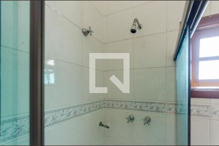 Casa à venda com 380m², 5 quartos e 5 vagas Casa à venda com 380m², 5 quartos e 5 vagasBanheiro da Suíte 2