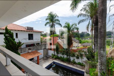 Casa à venda com 380m², 5 quartos e 5 vagas Casa à venda com 380m², 5 quartos e 5 vagasSacada da Sala