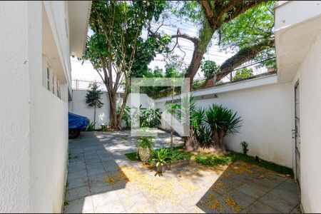 Casa à venda com 380m², 5 quartos e 5 vagas Casa à venda com 380m², 5 quartos e 5 vagasGaragem