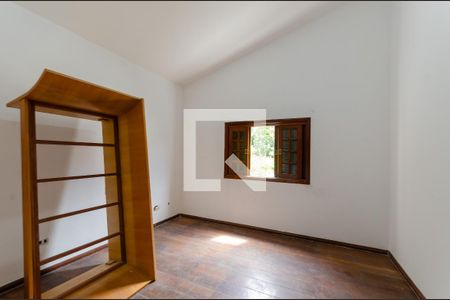 Casa à venda com 380m², 5 quartos e 5 vagas Casa à venda com 380m², 5 quartos e 5 vagasSuíte 2