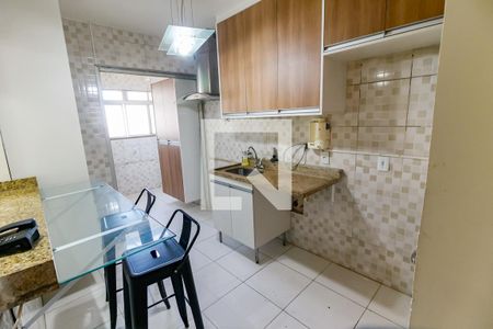 Apartamento à venda com 90m², 4 quartos e 1 vaga Apartamento à venda com 90m², 4 quartos e 1 vagaCozinha - Armários