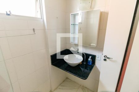 Apartamento à venda com 90m², 4 quartos e 1 vaga Apartamento à venda com 90m², 4 quartos e 1 vagaBanheiro Corredor