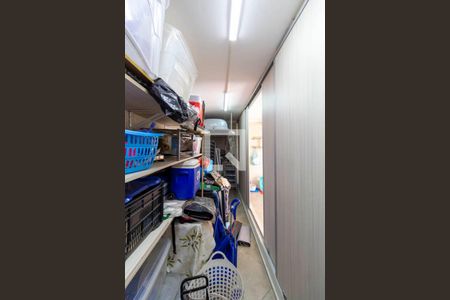 Casa à venda com 468m², 4 quartos e 3 vagas Casa à venda com 468m², 4 quartos e 3 vagasDespensa