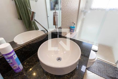 Casa à venda com 468m², 4 quartos e 3 vagas Casa à venda com 468m², 4 quartos e 3 vagasBanheiro Suíte 3