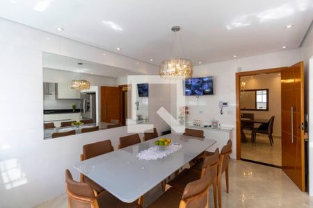 Casa à venda com 468m², 4 quartos e 3 vagas Casa à venda com 468m², 4 quartos e 3 vagasCozinha