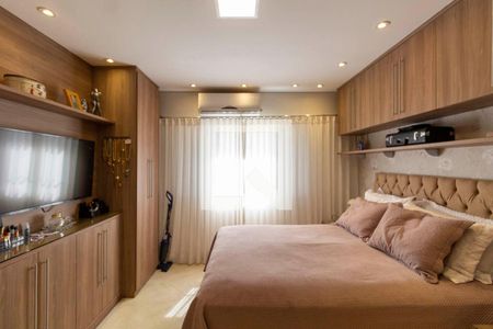 Casa à venda com 468m², 4 quartos e 3 vagas Casa à venda com 468m², 4 quartos e 3 vagasSuíte 2