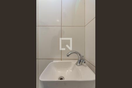 Casa à venda com 252m², 3 quartos e 4 vagasBanheiro de Serviço