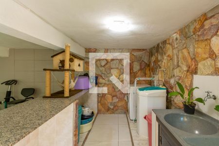 Casa à venda com 252m², 3 quartos e 4 vagasÁrea de Serviço