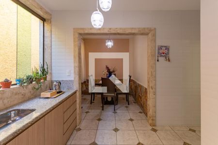 Casa à venda com 252m², 3 quartos e 4 vagasCozinha