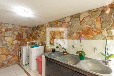 Casa à venda com 252m², 3 quartos e 4 vagasÁrea de Serviço