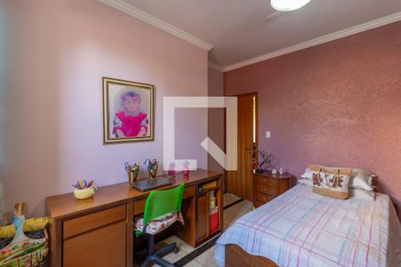 Casa à venda com 252m², 3 quartos e 4 vagasQuarto 2