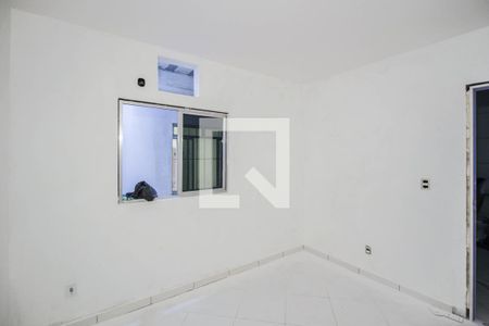 Quarto de apartamento para alugar com 1 quarto, 45m² em Andrade Araujo, Belford Roxo