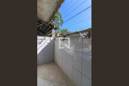 Casa de condomínio à venda com 70m², 2 quartos e 1 vagaÁrea de Serviço