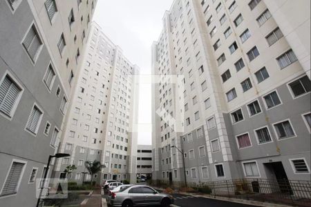 Apartamento à venda com 44m², 2 quartos e 1 vaga Apartamento à venda com 44m², 2 quartos e 1 vagaFachada do Prédio