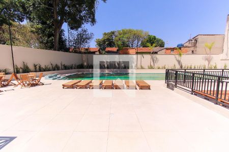 Apartamento para alugar com 35m², 2 quartos e sem vaga Apartamento para alugar com 35m², 2 quartos e sem vagaÁrea comum - Piscina